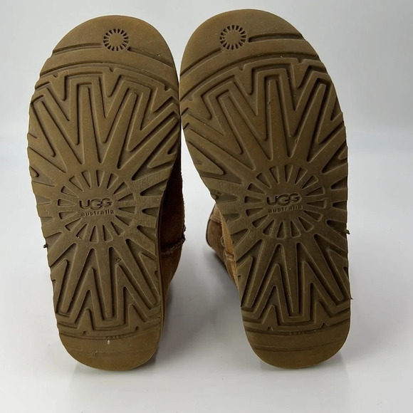 UGG Genuine Sheep Skin Mid Length Boots - Picture 4 of 5